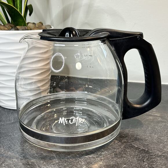 Mr. Coffee 12 Cup Replacement Glass Carafe Pot Model DW13 - Picture 1 of 5